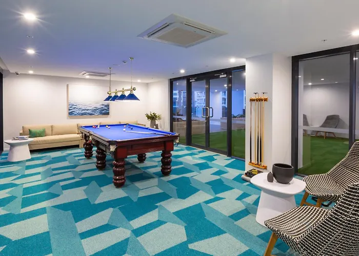 Qube Broadbeach